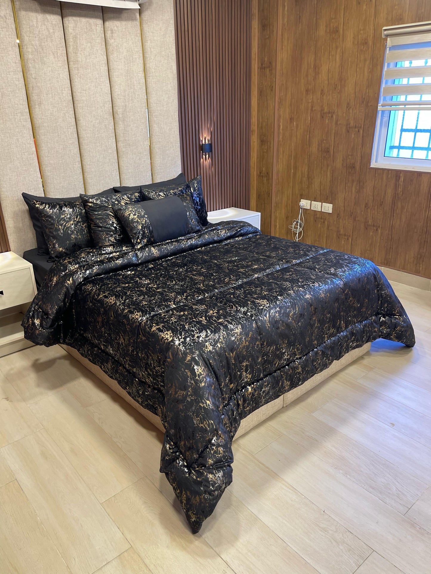 طقم لحاف مزدوج 9 قطع رويال