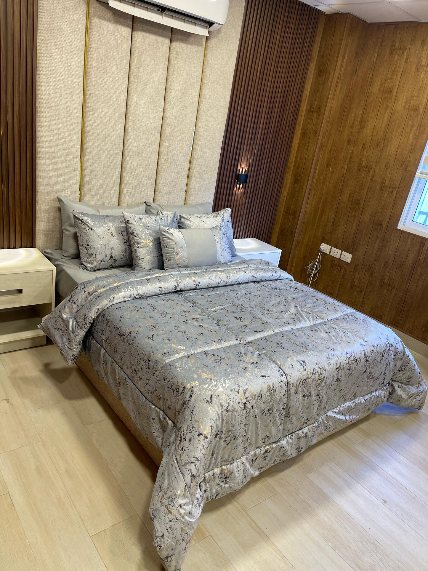 لحاف مزدوج رويال 9 قطع