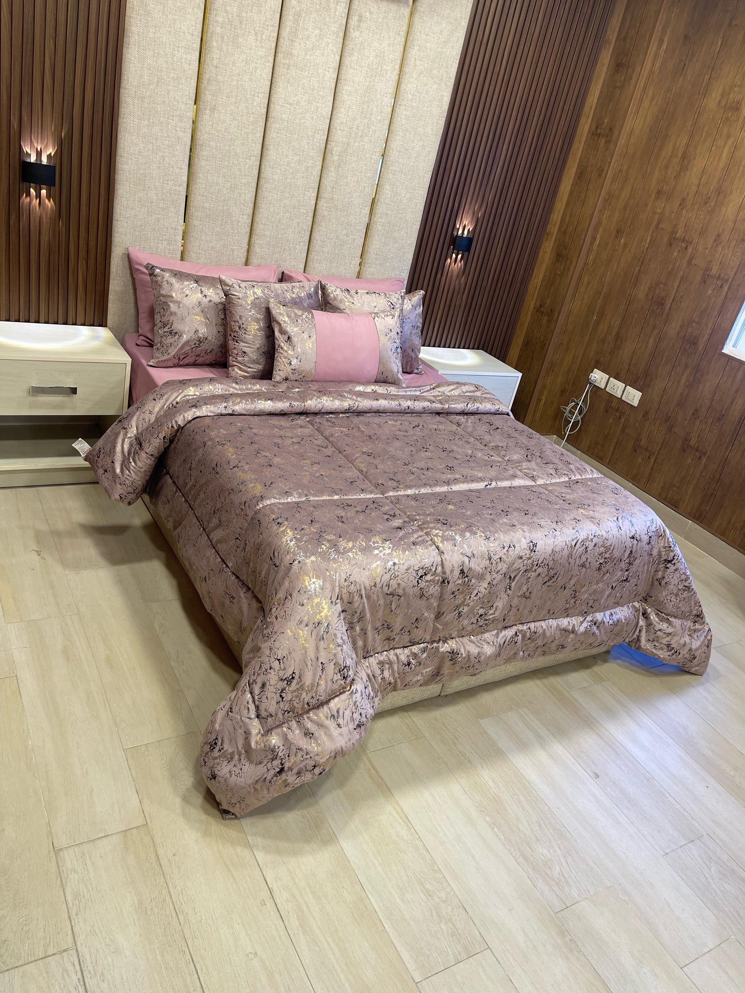 لحاف مزدوج   رويال 9قطع