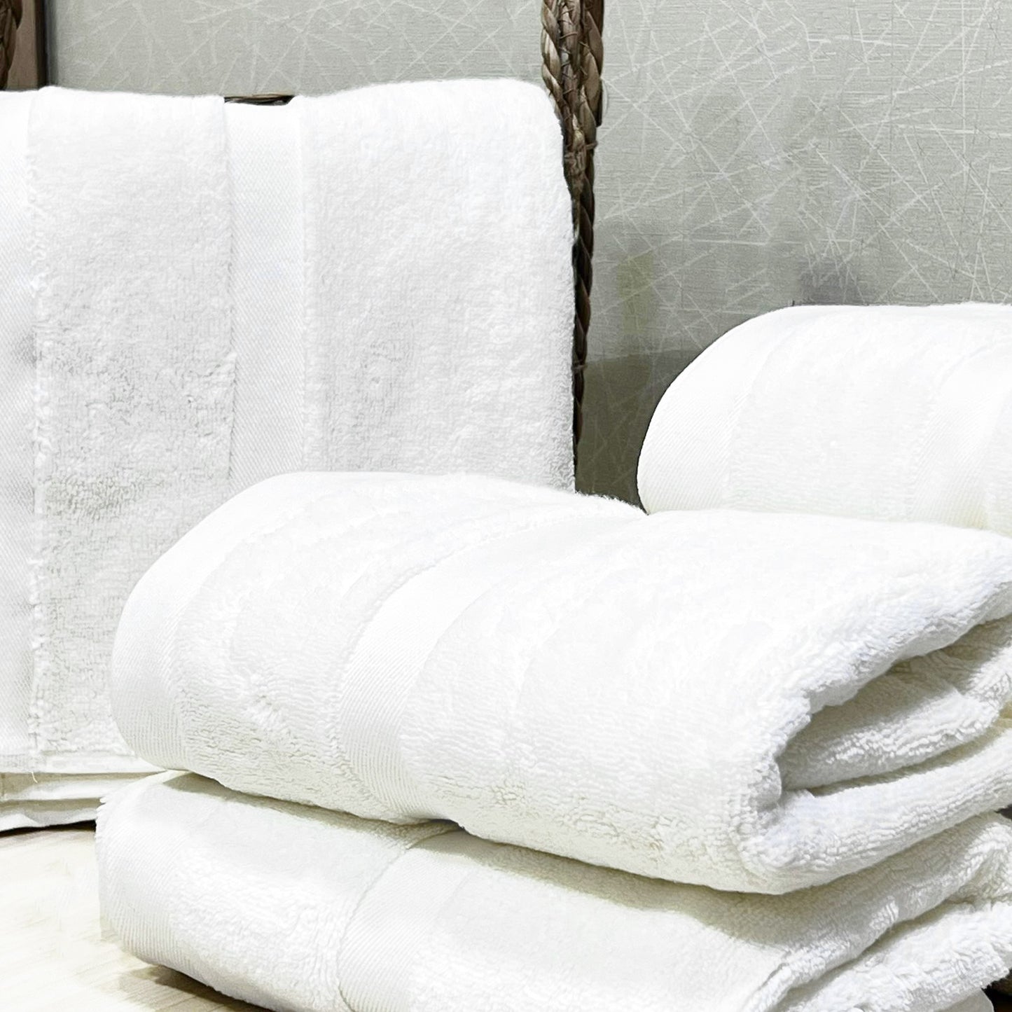 Towel 50x100 cm 100% cotton 600 GSM