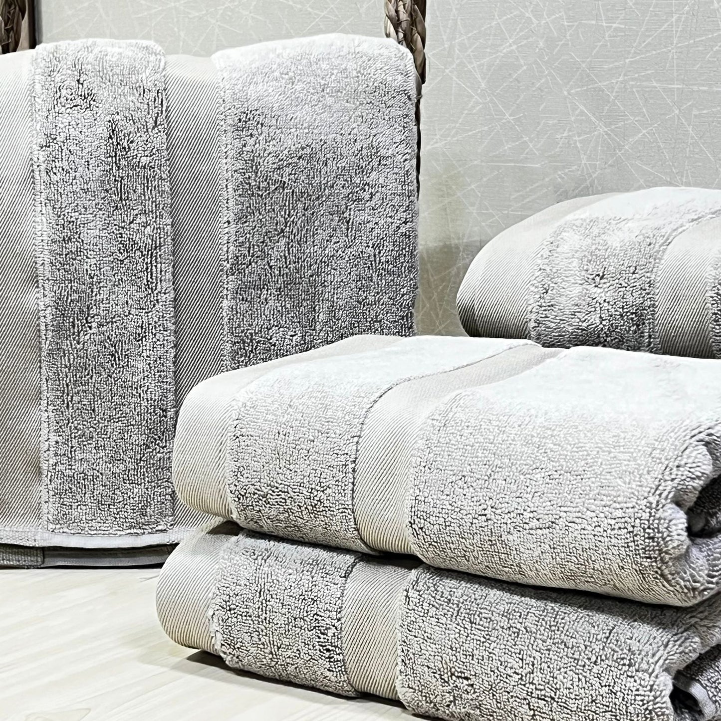 Towel 50x100 cm 100% cotton 600 GSM